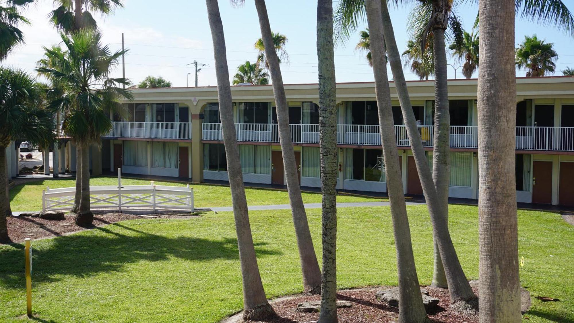 Island Hotel Of Space Coast Merritt Island Eksteriør bilde